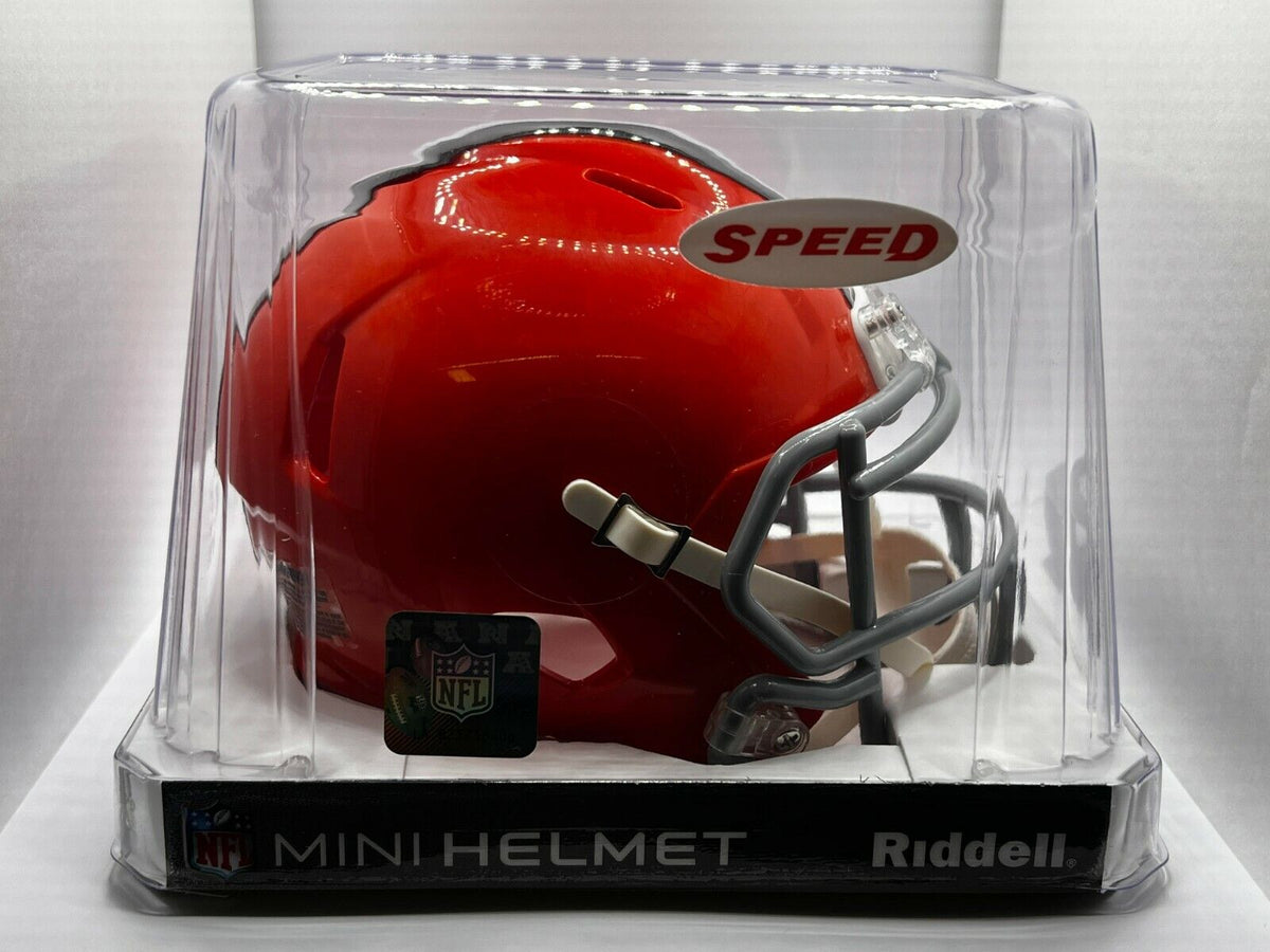 Cleveland Browns 1962-1974 62-74 Riddell Throwback Speed Mini Helmet –  SPORTS ZONE TOYS & COMICS