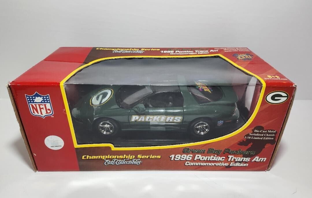 Greenbay Packers NFL Truck Mathbox New in Box 1/64th 