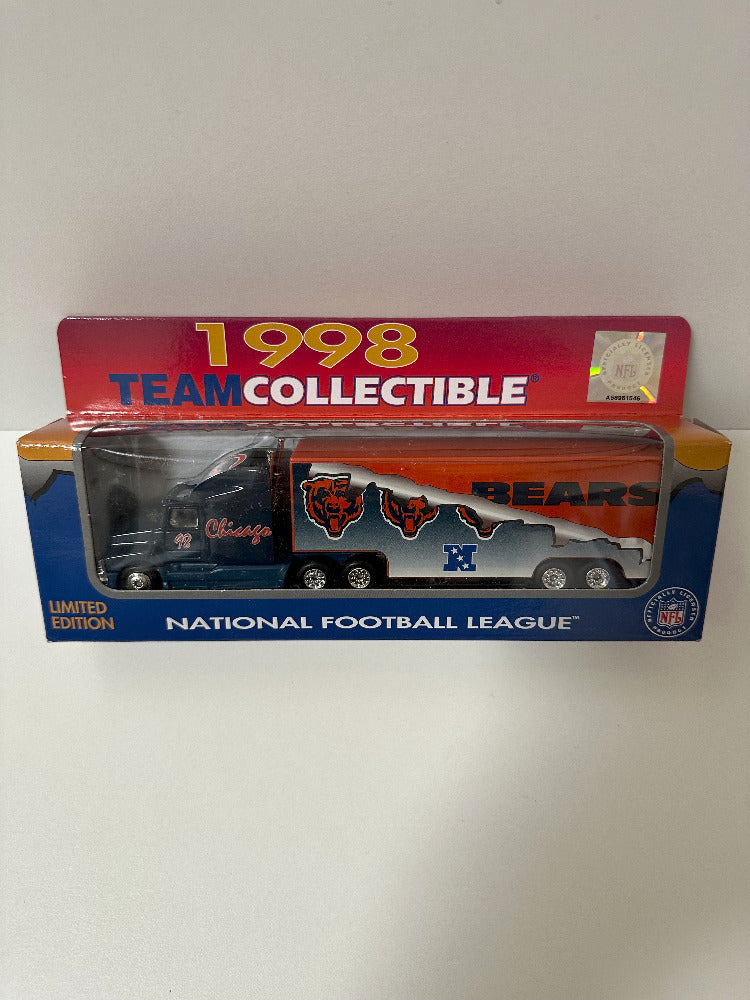 Chicago Bears White Rose Collectibles 1998 NFL Tractor Trailer Toy