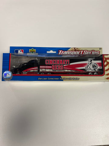 Cincinnati Reds Fleer MLB 2008 Tractor Trailer 1:80 Scale