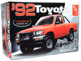 AMT AMT1425 1992 Toyota 4x4 Pickup Model Kit 1:20
