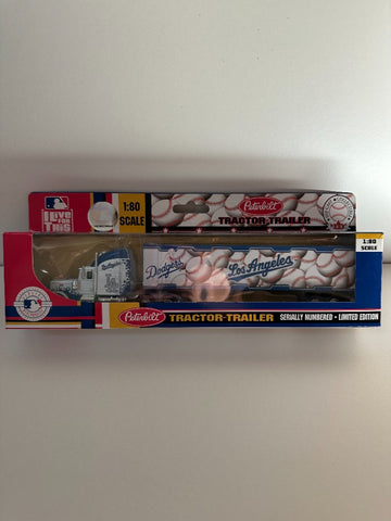 Los Angeles Dodgers Fleer 2005 Series Peterbilt Tractor Trailer 1:80 Scale