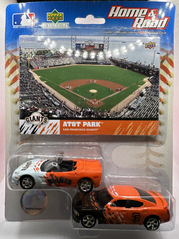 San Francisco Giants Upper Deck Collectibles Home/Road 2 Pk Corvette/Charger 1:64