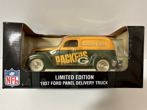 Green Bay Packers White Rose Collectibles NFL 1937 Ford Panel Delivery Truck 1:24 Toy Vehicle