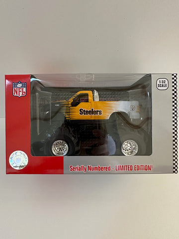 Pittsburgh Steelers Fleer NFL Ford F-350 Monster Truck 1:32 Scale Toy Vehicle New in Box