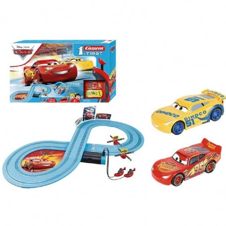 Carrera GO!!! 20063037 Official Licensed Disney Pixar Cars Race of Friends 1:50 Track Set