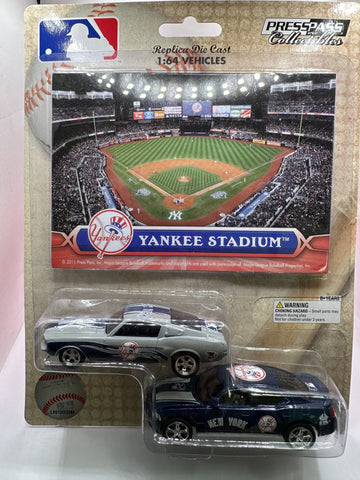 New York Yankees Press Pass Collectibles 2 Pk Ford/Dodge Toy Vehicle 1:64