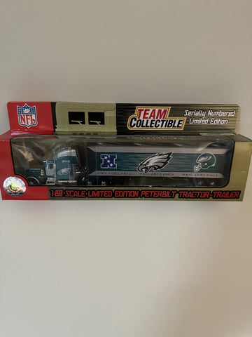 Philadelphia Eagles Fleer NFL Peterbilt Team Collectible Tractor Trailer 1:80 Scale Toy Vehicle