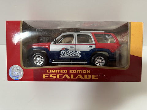 New England Patriots Fleer NFL Cadillac Escalade 2002 Toy Vehicle