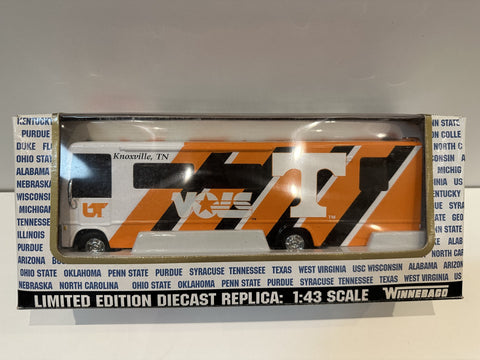 University of Tennessee Volunteers (Vols) 2001 Collegiate Winnebago 1:43 Toy Vehicle