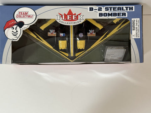 Pittsburgh Pirates Fleer MLB Team Collectibles B-2 Stealth Bomber 1:144 Toy Vehicle