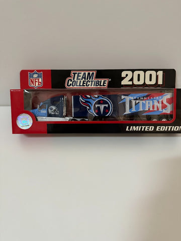 Tennessee Titans  Fleer 2001 Team Collectible Series NFL Tractor Trailer Scale Toy Vehicle